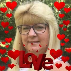 Meet your Posher, Sharon